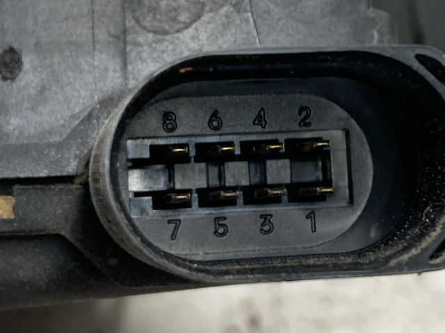 bontott SKODA OCTAVIA I Bal első Ajtózár