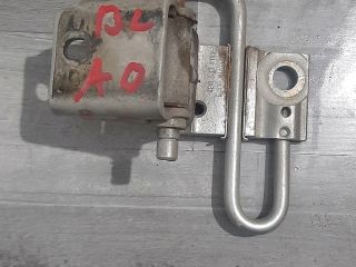 bontott SKODA OCTAVIA I Bal első Alsó Zsanér