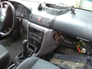 bontott SKODA OCTAVIA I Bal első Belső Kilincs