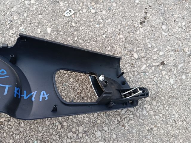 bontott SKODA OCTAVIA I Bal első Belső Kilincs