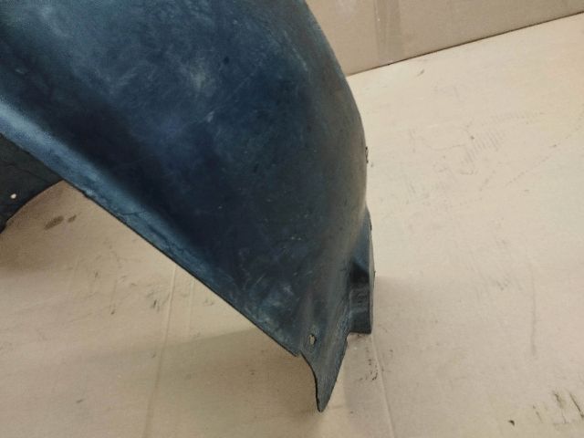 bontott SKODA OCTAVIA I Bal első Dobbetét (Kerékjárati, Műanyag)