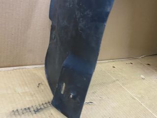 bontott SKODA OCTAVIA I Bal első Dobbetét (Kerékjárati, Műanyag)