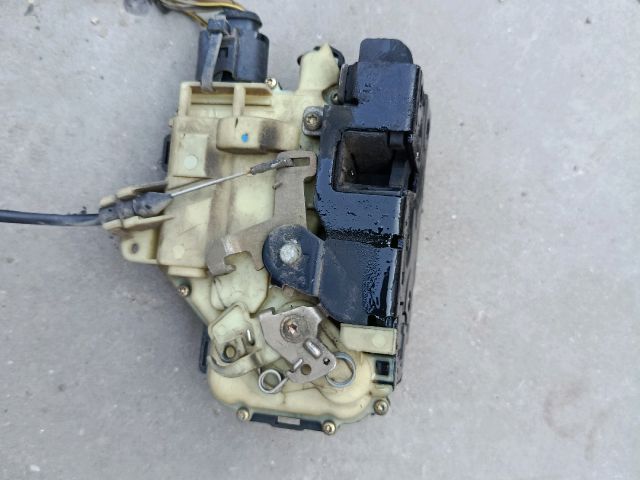 bontott SKODA OCTAVIA I Bal első Központizár Motor