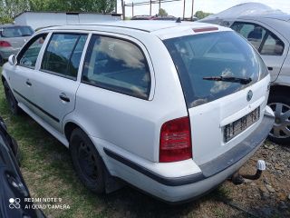 bontott SKODA OCTAVIA I Bal első Sárvédő Irányjelző