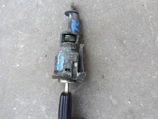 bontott SKODA OCTAVIA I Bal első Zárbetét