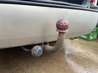 bontott SKODA OCTAVIA I Bal első Zsanér