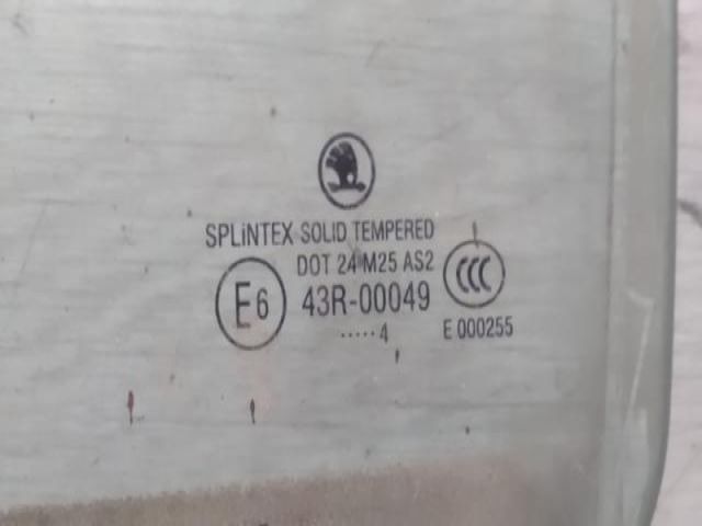 bontott SKODA OCTAVIA I Bal hátsó Ablak