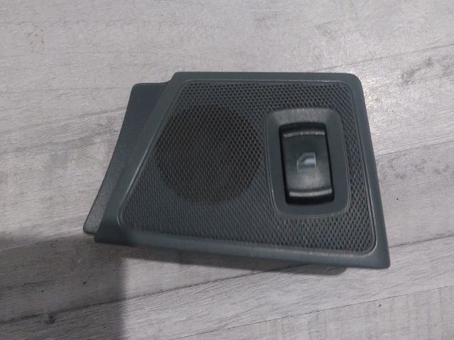 bontott SKODA OCTAVIA I Bal hátsó Ablakemelő Kapcsoló