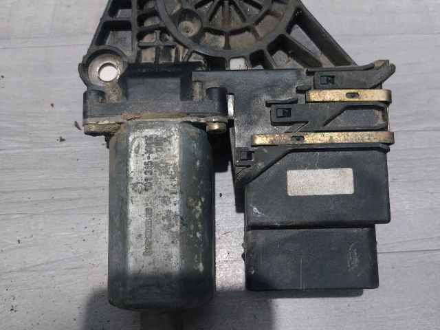 bontott SKODA OCTAVIA I Bal hátsó Ablakemelő Motor