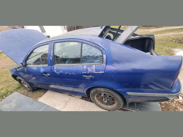 bontott SKODA OCTAVIA I Bal hátsó Ablakemelő Szerkezet (Mechanikus)