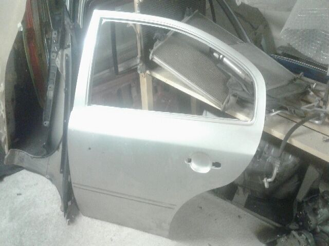 bontott SKODA OCTAVIA I Bal hátsó Ajtó (Üres lemez)