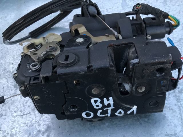 bontott SKODA OCTAVIA I Bal hátsó Ajtózár