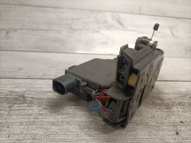 bontott SKODA OCTAVIA I Bal hátsó Ajtózár