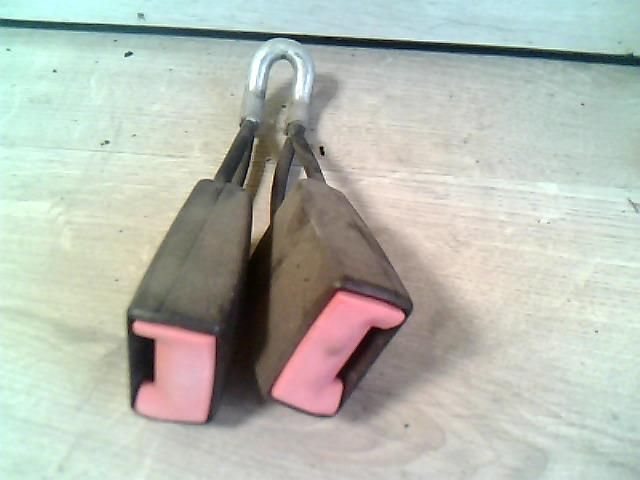 bontott SKODA OCTAVIA I Bal hátsó Biztonsági Öv Csat