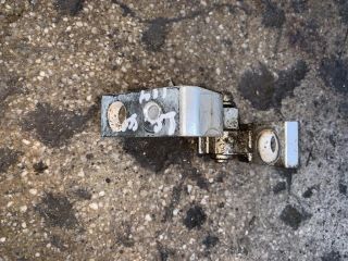 bontott SKODA OCTAVIA I Bal hátsó Felső Zsanér