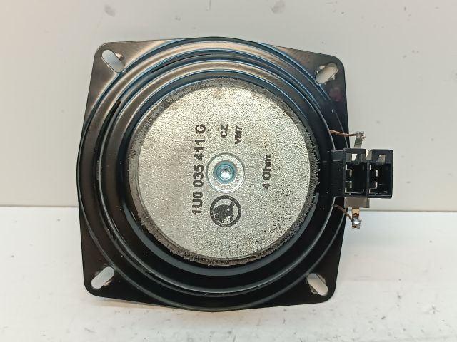 bontott SKODA OCTAVIA I Bal hátsó Hangszóró