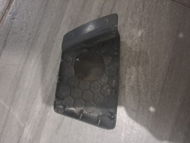 bontott SKODA OCTAVIA I Bal hátsó Kis Hangszóró Burkolat