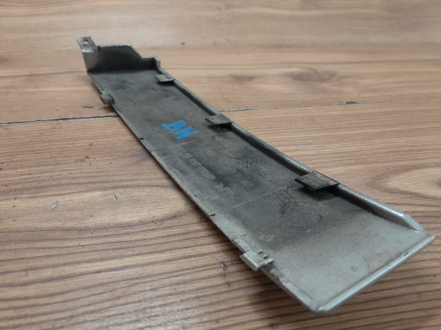 bontott SKODA OCTAVIA I Bal Hátsó Lámpa Bajusz Díszléc