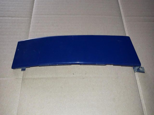 bontott SKODA OCTAVIA I Bal Hátsó Lámpa Bajusz Díszléc