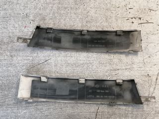 bontott SKODA OCTAVIA I Bal Hátsó Lámpa Bajusz Díszléc