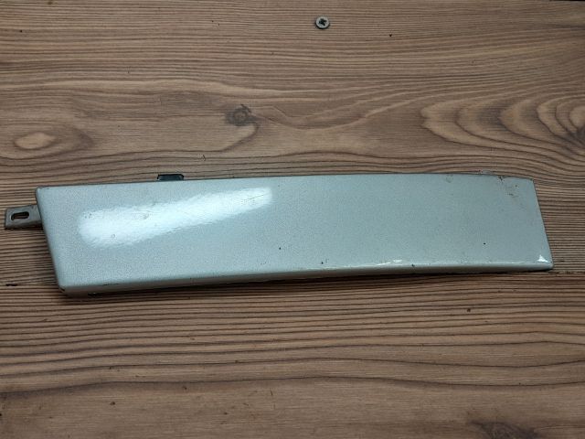 bontott SKODA OCTAVIA I Bal Hátsó Lámpa Bajusz Díszléc