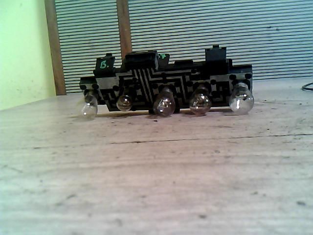 bontott SKODA OCTAVIA I Bal Hátsó Lámpa Foglalat