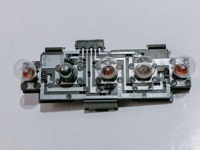 bontott SKODA OCTAVIA I Bal Hátsó Lámpa Foglalat