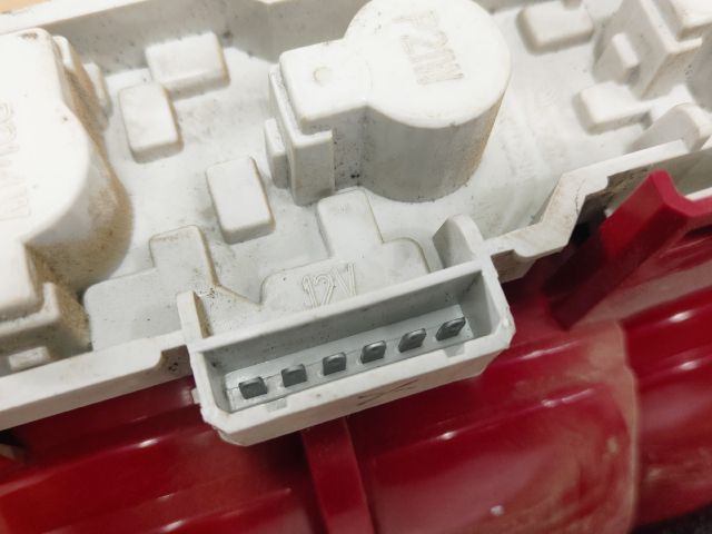 bontott SKODA OCTAVIA I Bal Hátsó Lámpa