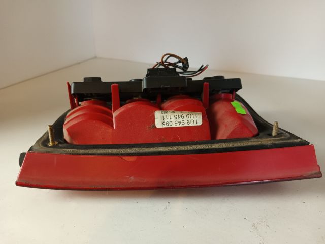 bontott SKODA OCTAVIA I Bal Hátsó Lámpa