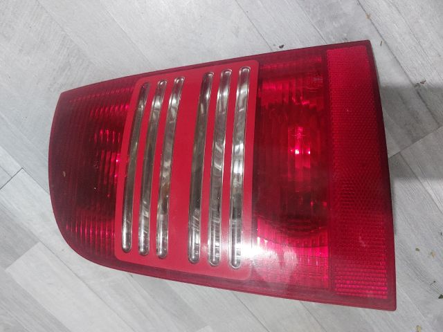 bontott SKODA OCTAVIA I Bal Hátsó Lámpa