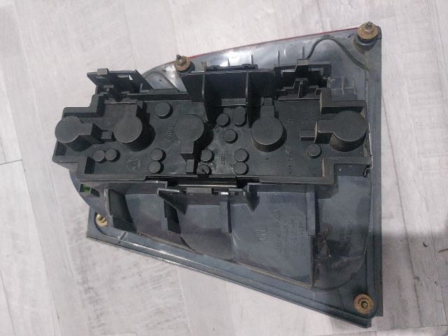 bontott SKODA OCTAVIA I Bal Hátsó Lámpa