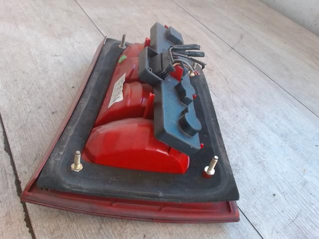 bontott SKODA OCTAVIA I Bal Hátsó Lámpa