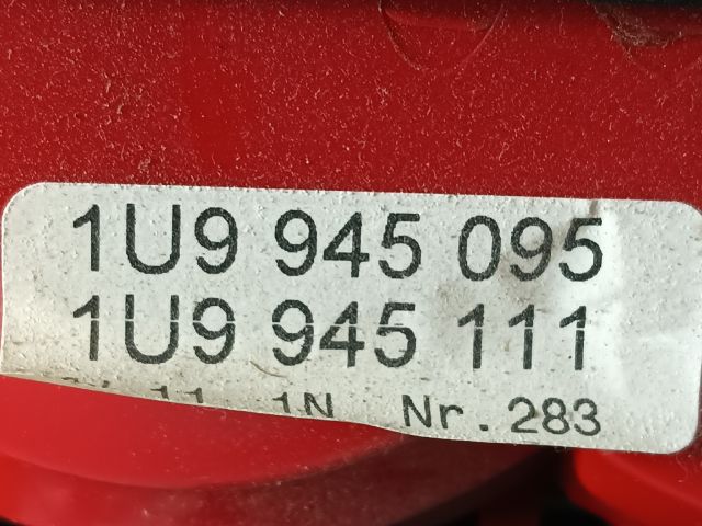 bontott SKODA OCTAVIA I Bal Hátsó Lámpa