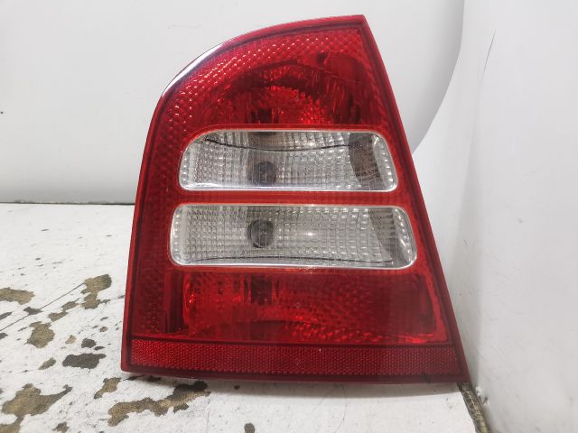 bontott SKODA OCTAVIA I Bal Hátsó Lámpa