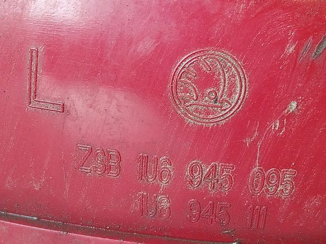 bontott SKODA OCTAVIA I Bal Hátsó Lámpa