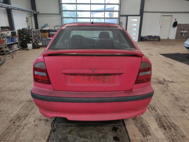 bontott SKODA OCTAVIA I Bal hátsó Vízlehúzó Gumicsík