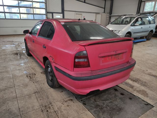 bontott SKODA OCTAVIA I Bal hátsó Vízlehúzó Gumicsík