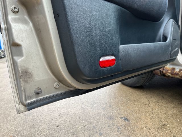 bontott SKODA OCTAVIA I Bal hátsó Zsanér