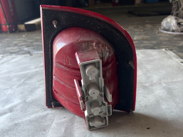 bontott SKODA OCTAVIA I Bal Külső Hátsó Lámpa