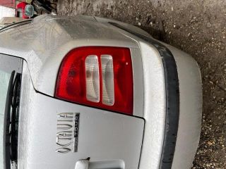 bontott SKODA OCTAVIA I Bal Külső Hátsó Lámpa