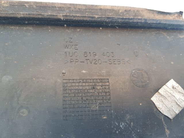 bontott SKODA OCTAVIA I Bal Levélrács Záróvég