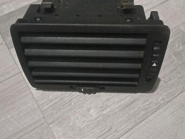 bontott SKODA OCTAVIA I Bal Szellőző