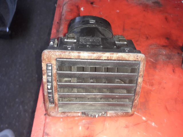 bontott SKODA OCTAVIA I Bal Szellőző