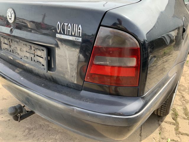 bontott SKODA OCTAVIA I Beltér Világítás Első