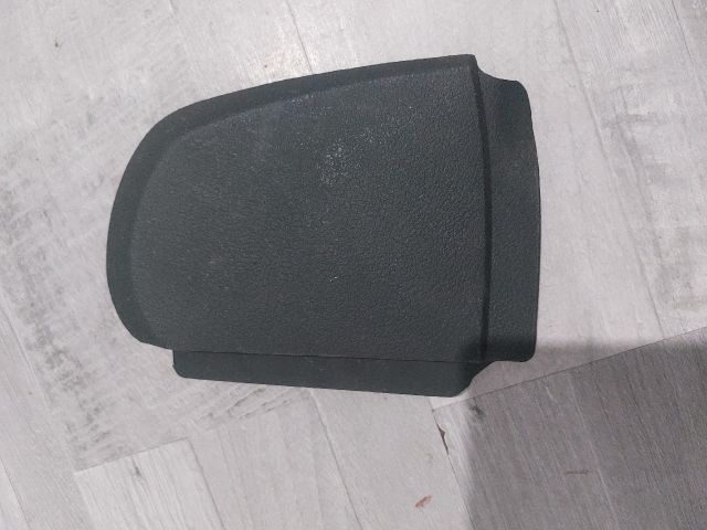 bontott SKODA OCTAVIA I Biztosítéktábla Fedél