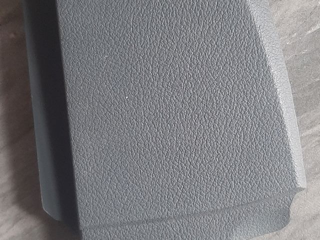 bontott SKODA OCTAVIA I Biztosítéktábla Fedél