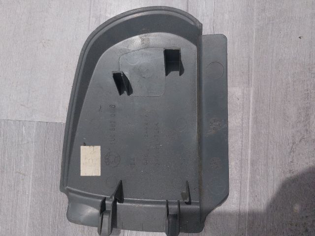 bontott SKODA OCTAVIA I Biztosítéktábla Fedél