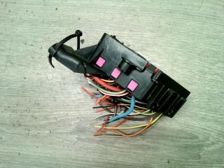 bontott SKODA OCTAVIA I Biztosítéktábla Utastér