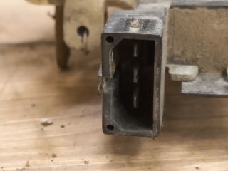 bontott SKODA OCTAVIA I Csomagtér Nyitó Kar / Gomb