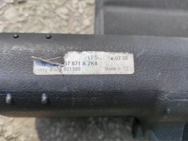 bontott SKODA OCTAVIA I Csomagtér Roló